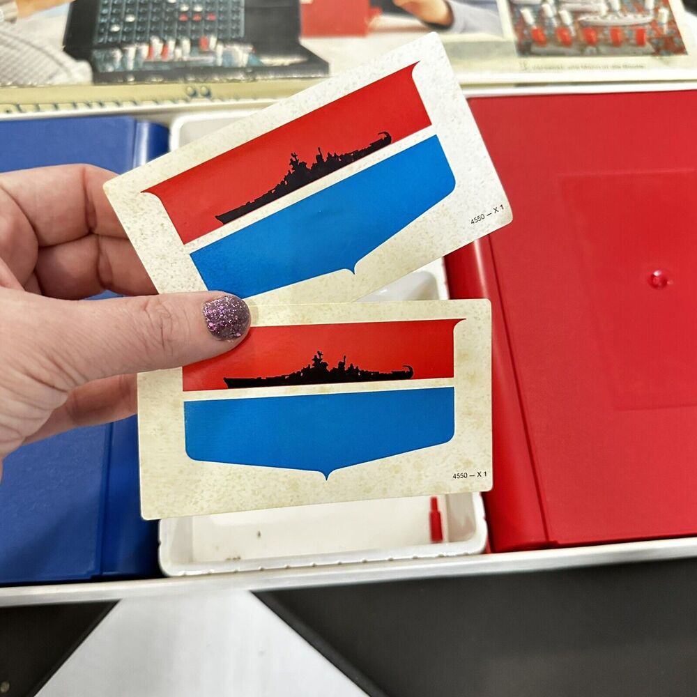 Vintage FLOTTENMANöVER BATTLESHIP Game 70s by Milton Bradley German Language - Picture 4 of 5
